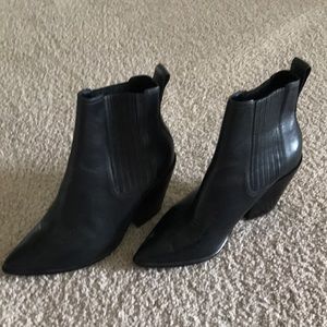 Loeffler Randall Kali-sc 10 1/2